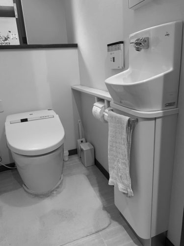 新百合ヶ丘エリア・麻生区のリフォーム専門店｜リフォーム工房アントレのトイレの施工事例です。TOTOレストパルFに工事した事例写真Lです